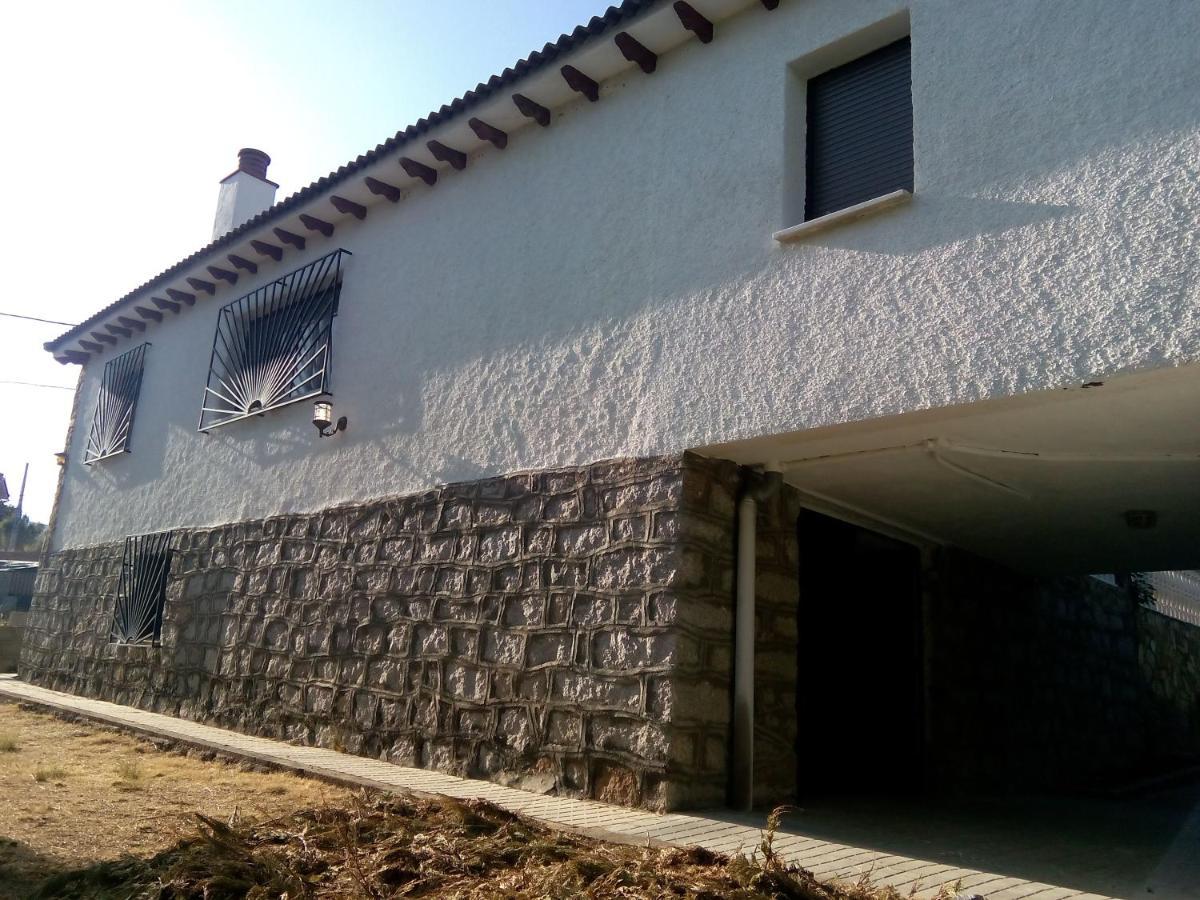 فيلا El Magnolio Santa Cruz de Pinares المظهر الخارجي الصورة
